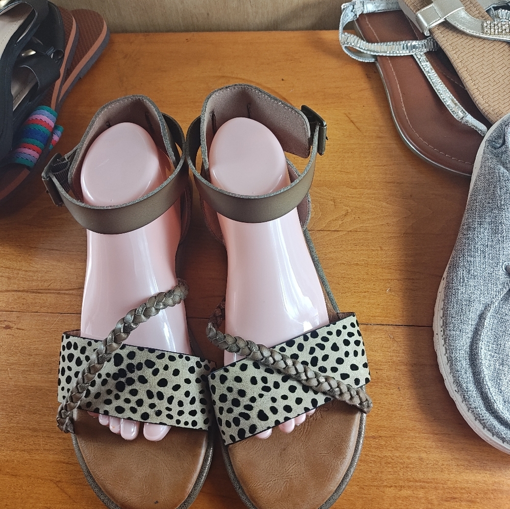 2 pairs ankle Straps Gladiator sandals bundles Blowfish & Maurices women Sz 10 - Picture 2 of 9